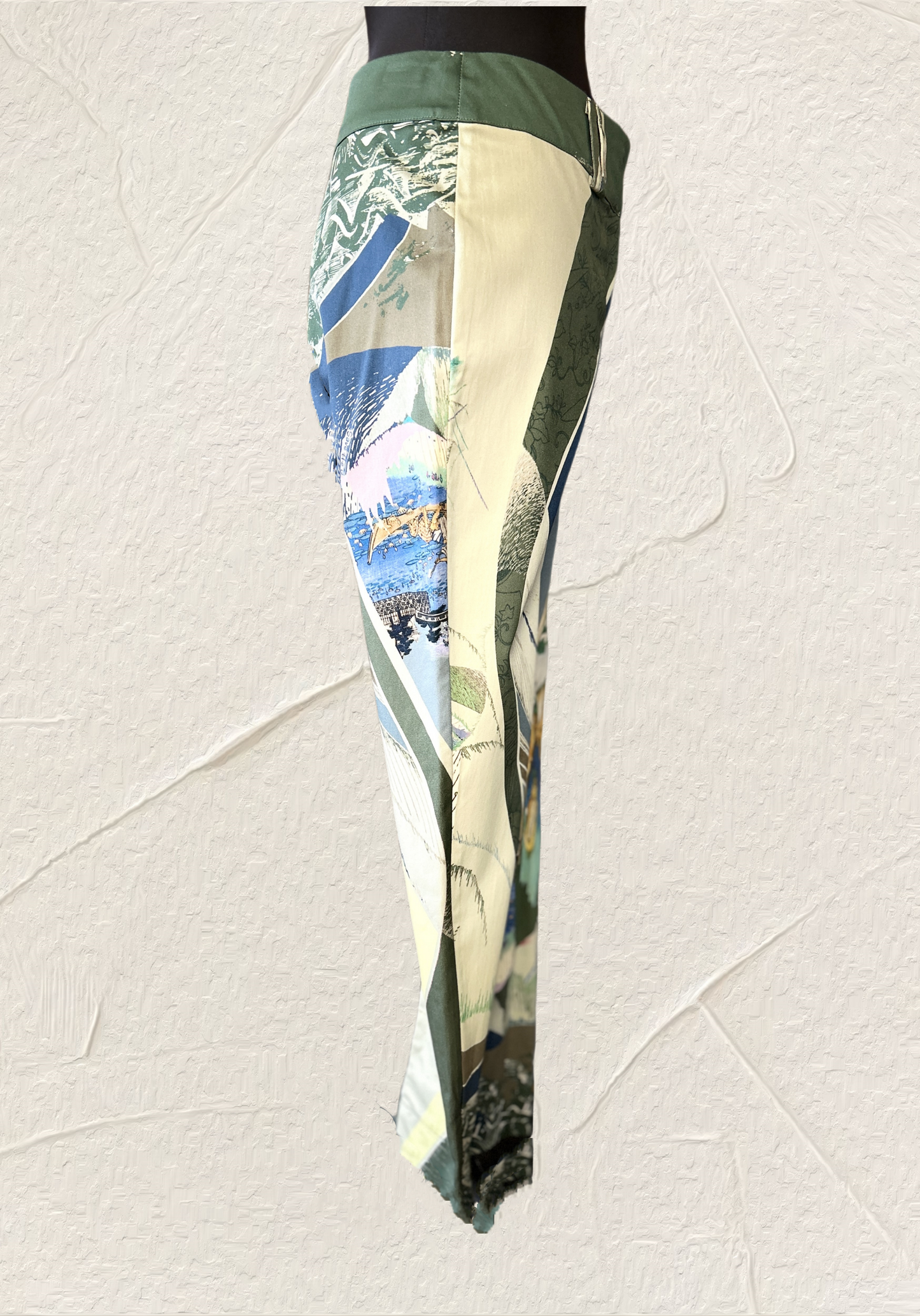 Save the Queen pants with a stunning water town design and flattering pencil cut, perfect for stylish outfits.