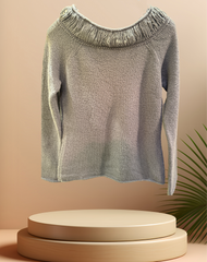 Marccain Sweater in gray with thread neckline and ribbed cuffs, made from wool, polyester, and nylon for a stylish look.