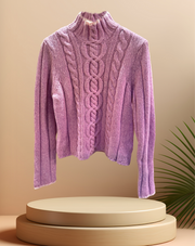 Escada pink sweater made of 95% new wool, featuring a cozy design and stylish ribbed texture.