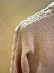 Versace white sweater with green thread braid detail on the sleeve, made from 95% new wool and 5% polyester.