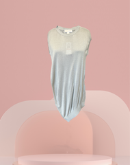 Michael Kors knitted blouse in light gray, featuring an uneven hem and modern silhouette, perfect for stylish layering.