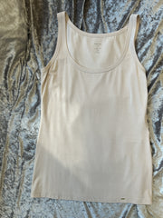 Marccain Cotton Vest in light beige color, made of 86% viscose and 14% elastane, ideal for versatile layering.