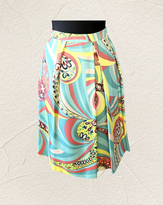 Seventy Abstract print skirt in bright colors, featuring an A-line cut and luxurious silk fabric for a stylish look.