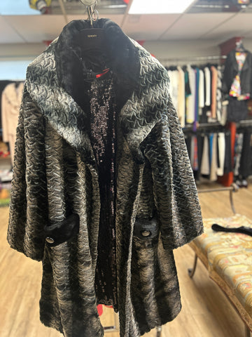 High Quality Faux Fur Coat