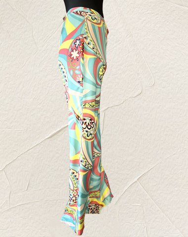Seventy Abstract Print Pants, featuring vibrant patterns and high-quality silk for a stylish and comfortable fit.